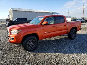 2017 TOYOTA TACOMA