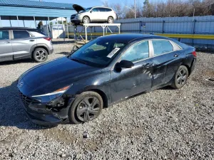 2022 HYUNDAI ELANTRA