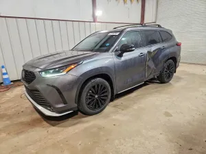2024 TOYOTA HIGHLANDER