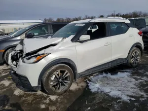 2019 NISSAN KICKS