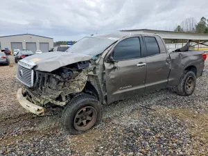 2011 TOYOTA TUNDRA