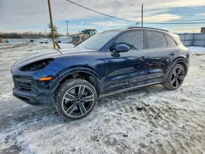 2022 PORSCHE CAYENNE