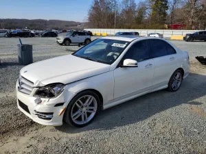 2013 MERCEDES-BENZ C-CLASS