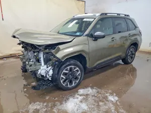 2025 SUBARU FORESTER