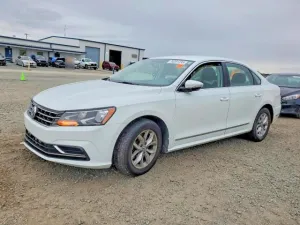 2017 VOLKSWAGEN PASSAT
