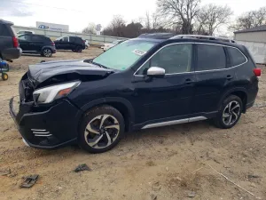 2022 SUBARU FORESTER