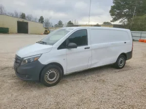 2022 MERCEDES-BENZ METRIS