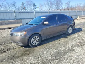 2013 KIA FORTE