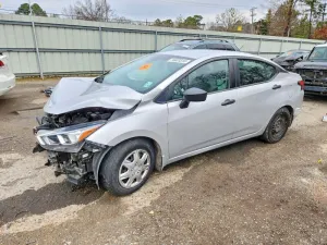 2020 NISSAN VERSA