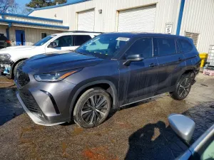2021 TOYOTA HIGHLANDER