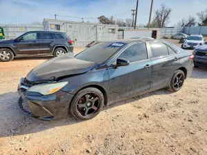 2016 TOYOTA CAMRY