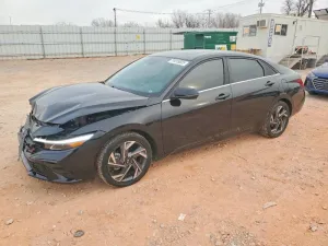 2024 HYUNDAI ELANTRA