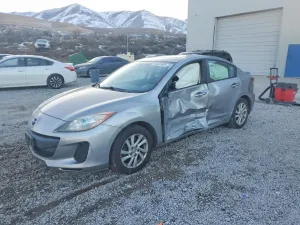 2012 MAZDA 3