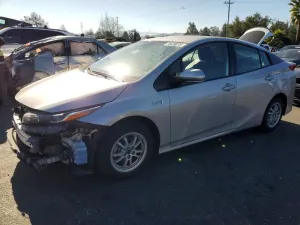 2020 TOYOTA PRIUS
