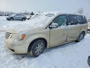 2010 CHRYSLER MINIVAN