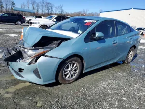 2016 TOYOTA PRIUS