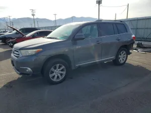 2012 TOYOTA HIGHLANDER