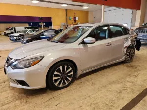 2017 NISSAN ALTIMA