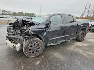 2020 TOYOTA TUNDRA
