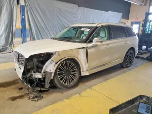 2022 LINCOLN AVIATOR