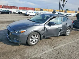 2017 MAZDA 3