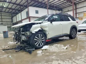 2022 NISSAN PATHFINDER