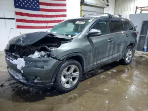 2016 TOYOTA HIGHLANDER