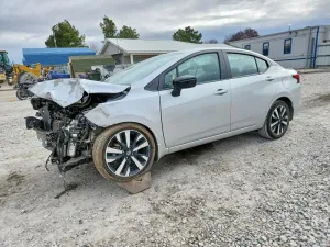 2021 NISSAN VERSA