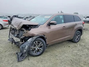 2018 TOYOTA HIGHLANDER