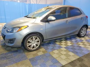 2011 MAZDA 2