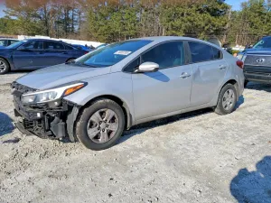 2017 KIA FORTE