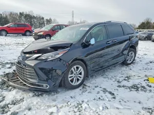 2022 TOYOTA SIENNA