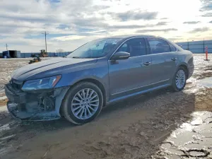 2017 VOLKSWAGEN PASSAT