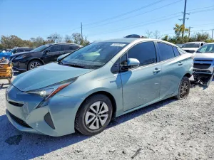 2018 TOYOTA PRIUS