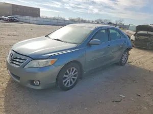2010 TOYOTA CAMRY