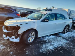 2014 VOLKSWAGEN PASSAT