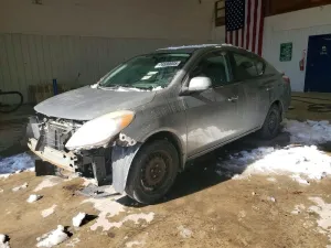 2012 NISSAN VERSA