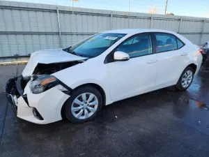 2015 TOYOTA COROLLA