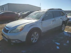 2010 SUBARU OUTBACK