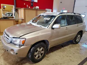 2005 TOYOTA HIGHLANDER