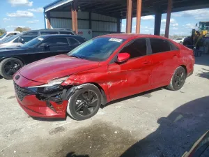 2022 HYUNDAI ELANTRA