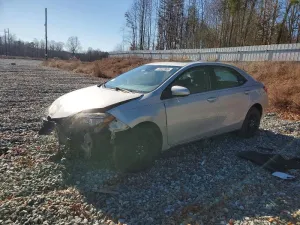 2017 TOYOTA COROLLA