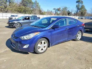 2013 HYUNDAI ELANTRA