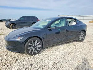 2026 TESLA MODEL 3
