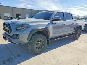 2017 TOYOTA TACOMA TRD