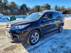 2017 TOYOTA HIGHLANDER
