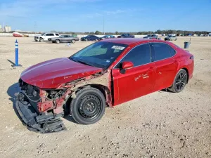 2019 TOYOTA CAMRY