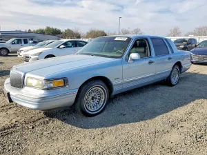 1997 LINCOLN TOWNCAR
