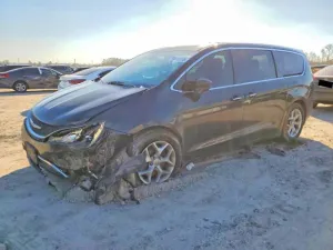 2019 CHRYSLER PACIFICA