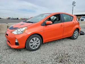 2014 TOYOTA PRIUS